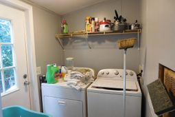 800 Riverbirch Dr. photo 4