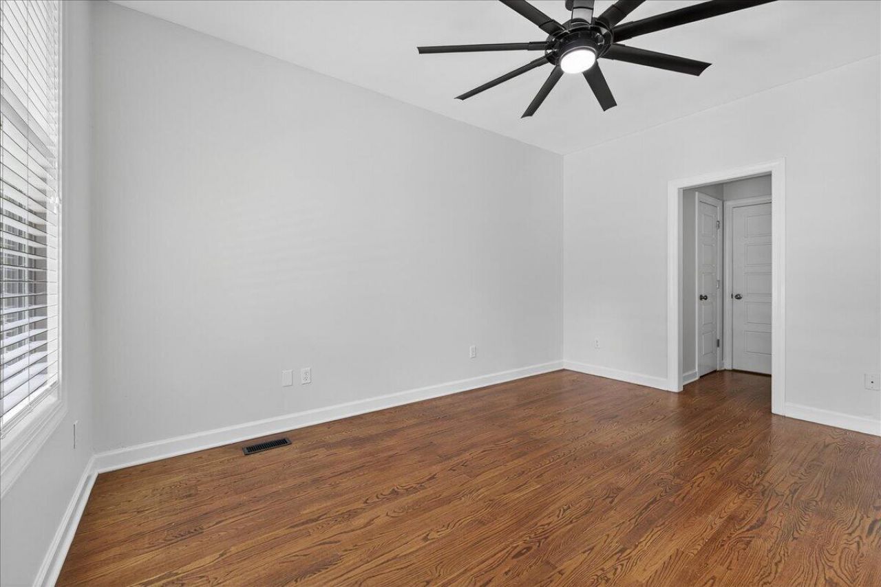 136 Fire House Road Photo 16