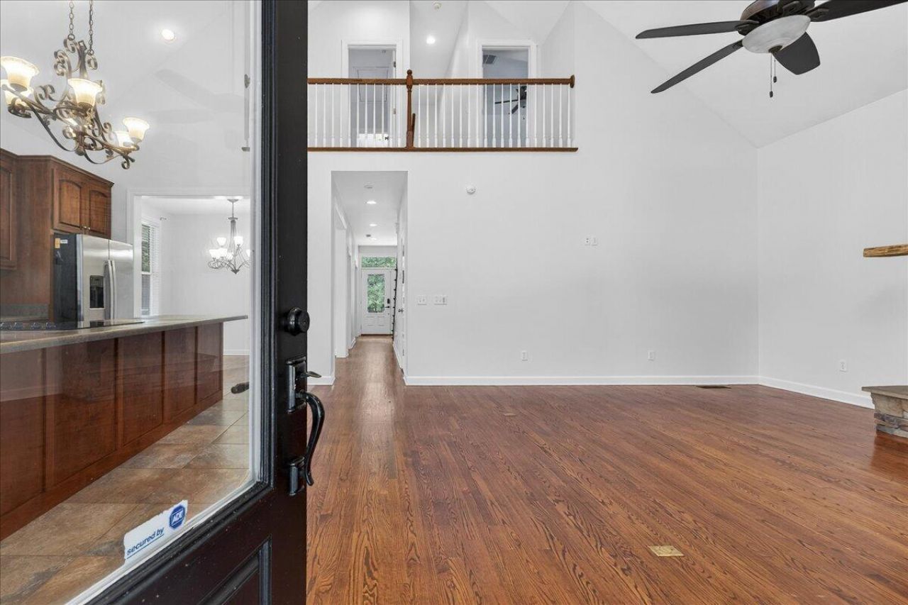 136 Fire House Road Photo 5