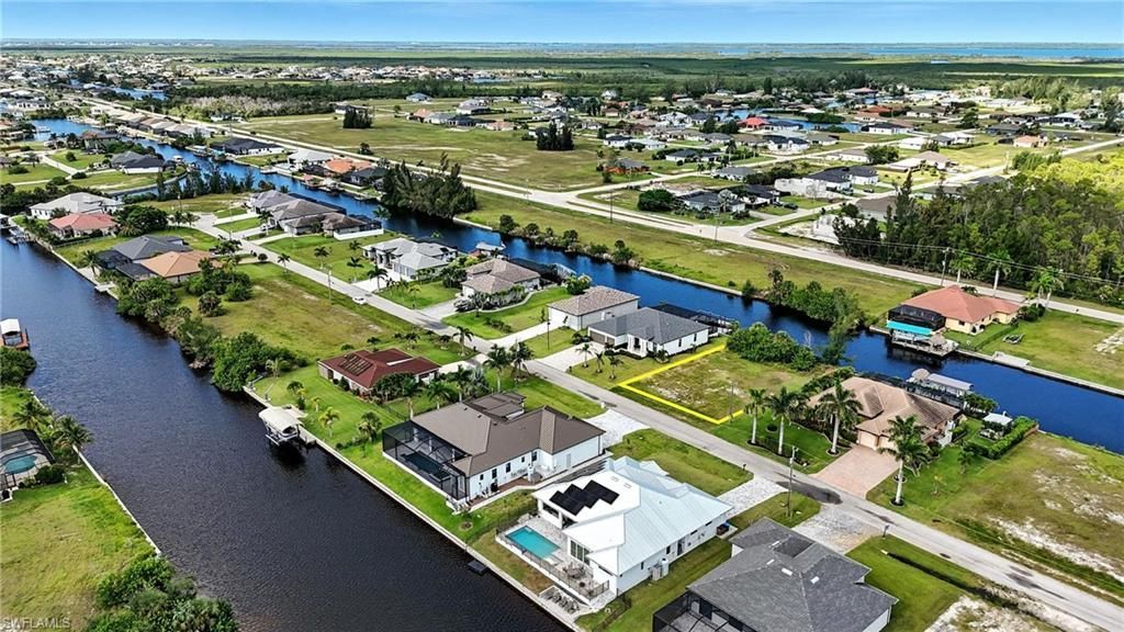 2358 NW 39th Ave, Cape Coral, FL 33993 Photo