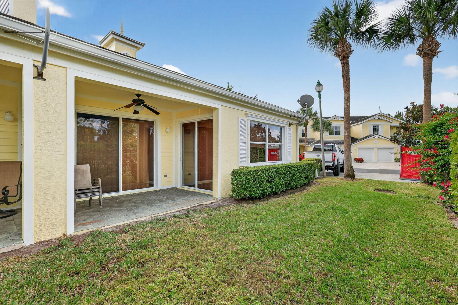 906 Mariner Bay Boulevard, Hutchinson Island, FL 34949 Photo