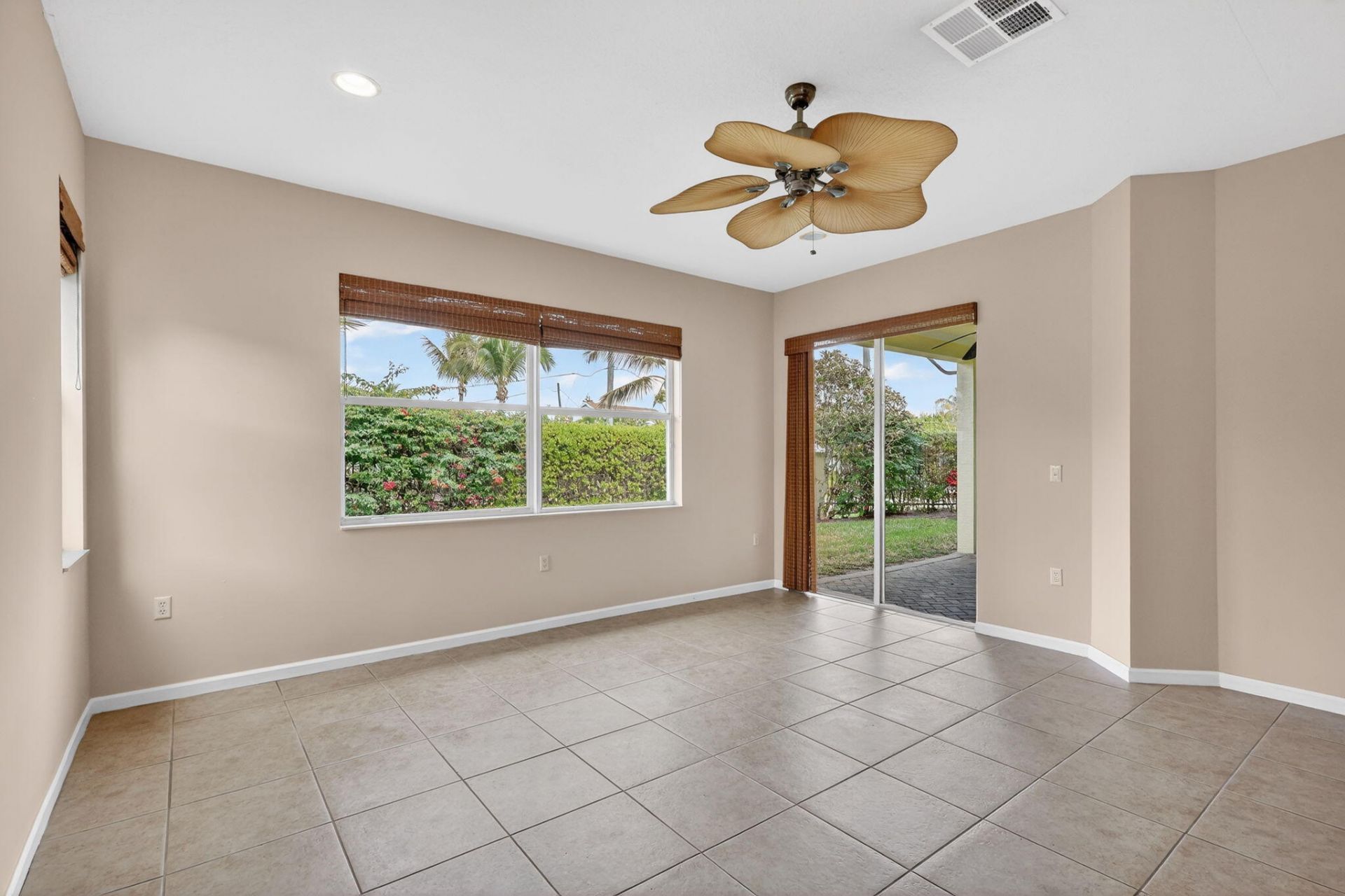 906 Mariner Bay Boulevard, Hutchinson Island, FL 34949 Photo