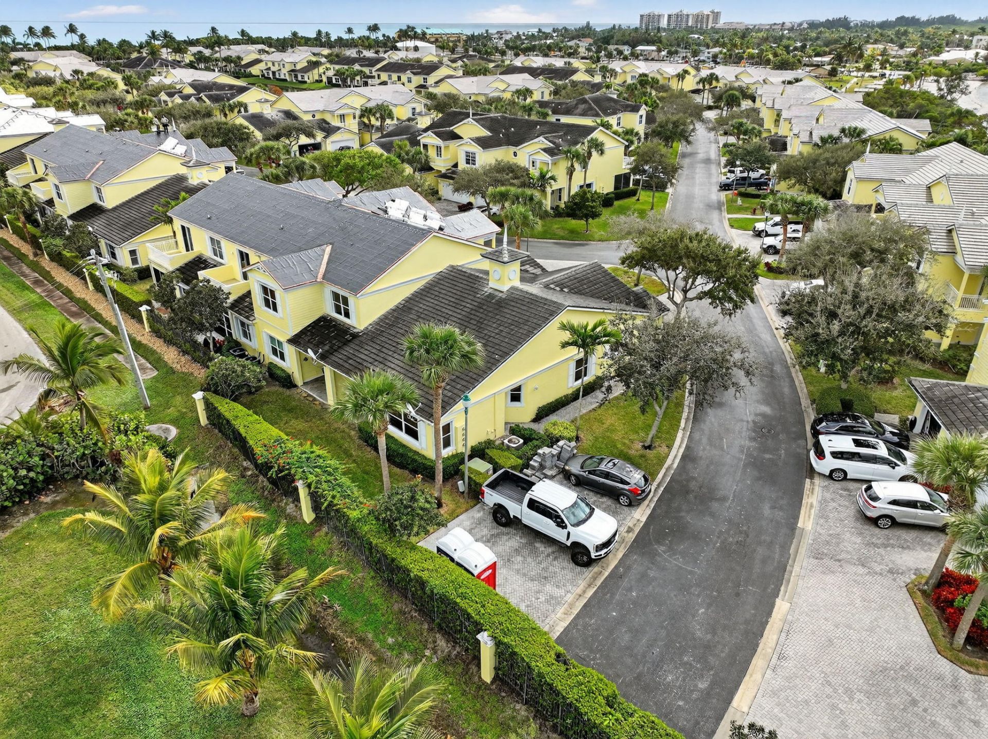 906 Mariner Bay Boulevard, Hutchinson Island, FL 34949 Photo