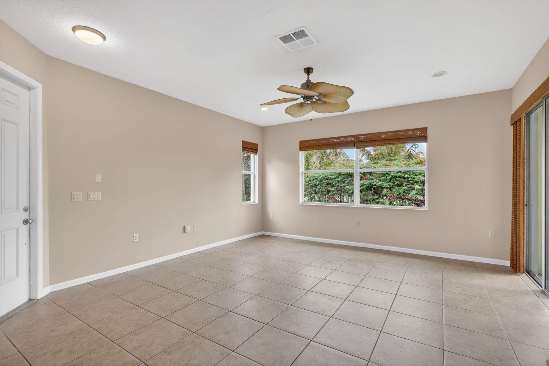 906 Mariner Bay Boulevard, Hutchinson Island, FL 34949 Photo