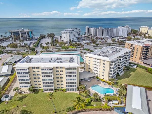 3410 Gulf Shore BLVD N, Unit 305, NAPLES, FL 34103