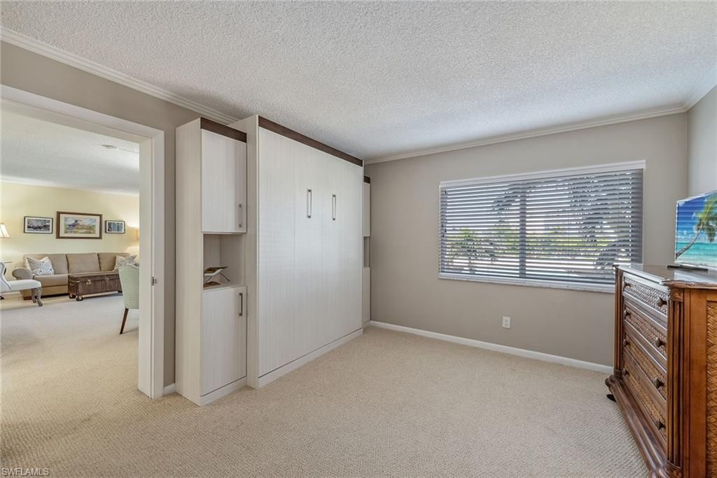 3410 Gulf Shore Blvd N, Unit 305, Naples, FL 34103 Photo