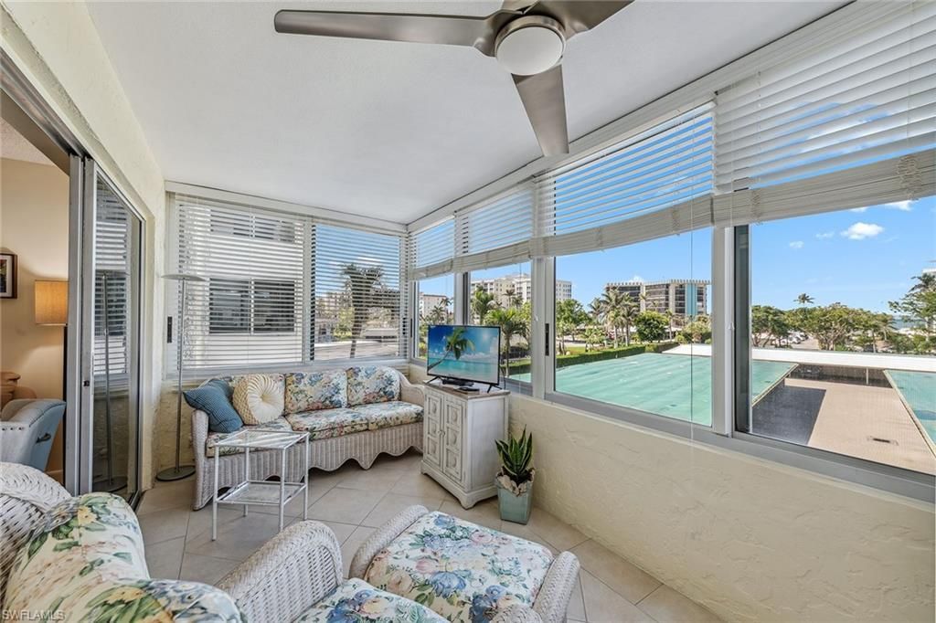 3410 Gulf Shore Blvd N, Unit 305, Naples, FL 34103 Photo