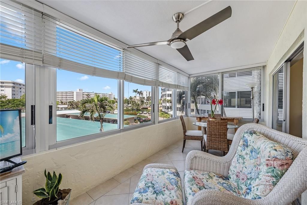 3410 Gulf Shore Blvd N, Unit 305, Naples, FL 34103 Photo