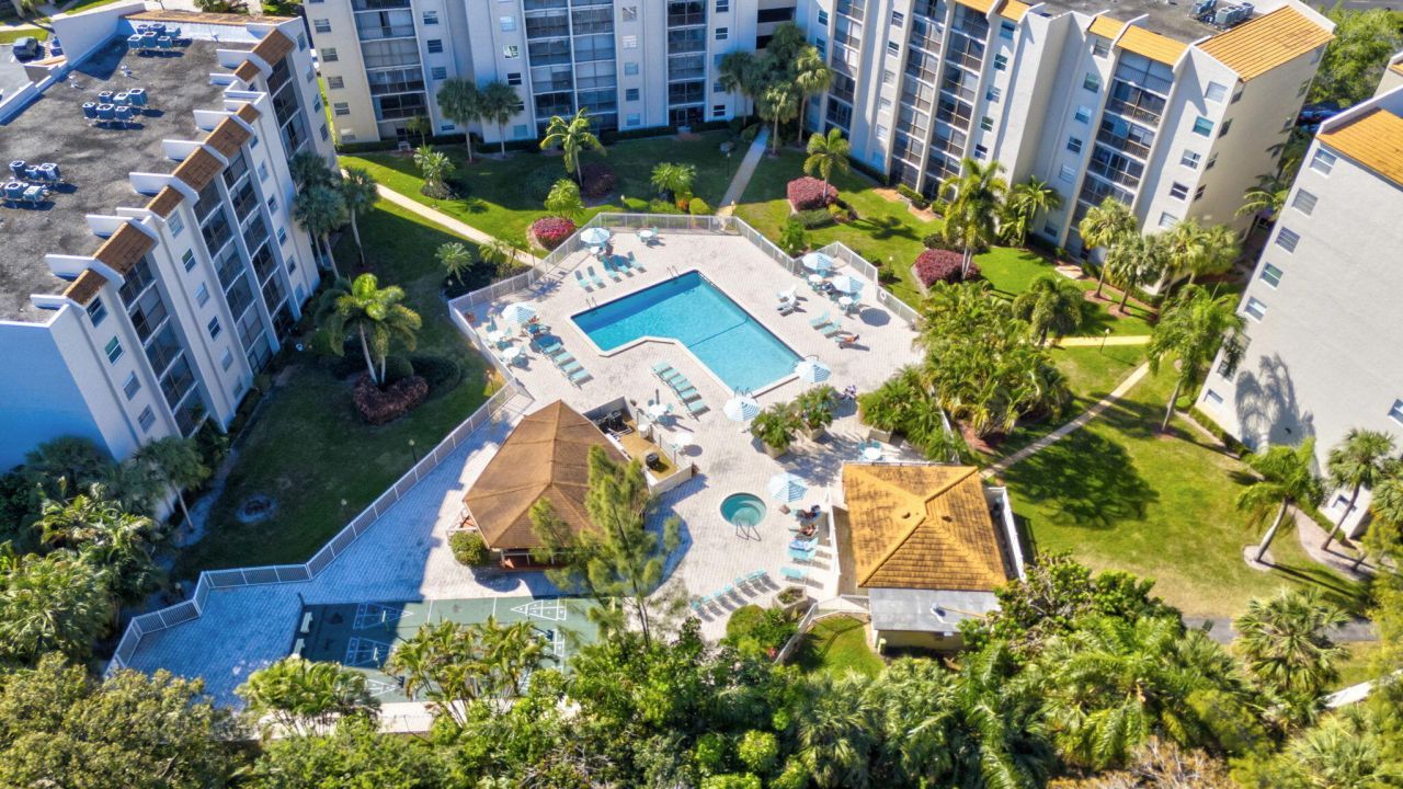 3910 Inverrary Boulevard, Unit 601-B, Lauderhill, FL 33319 Photo