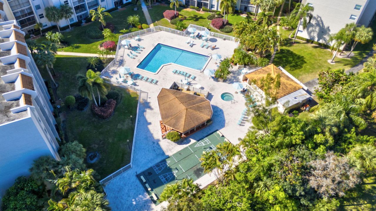 3910 Inverrary Boulevard, Unit 601-B, Lauderhill, FL 33319 Photo