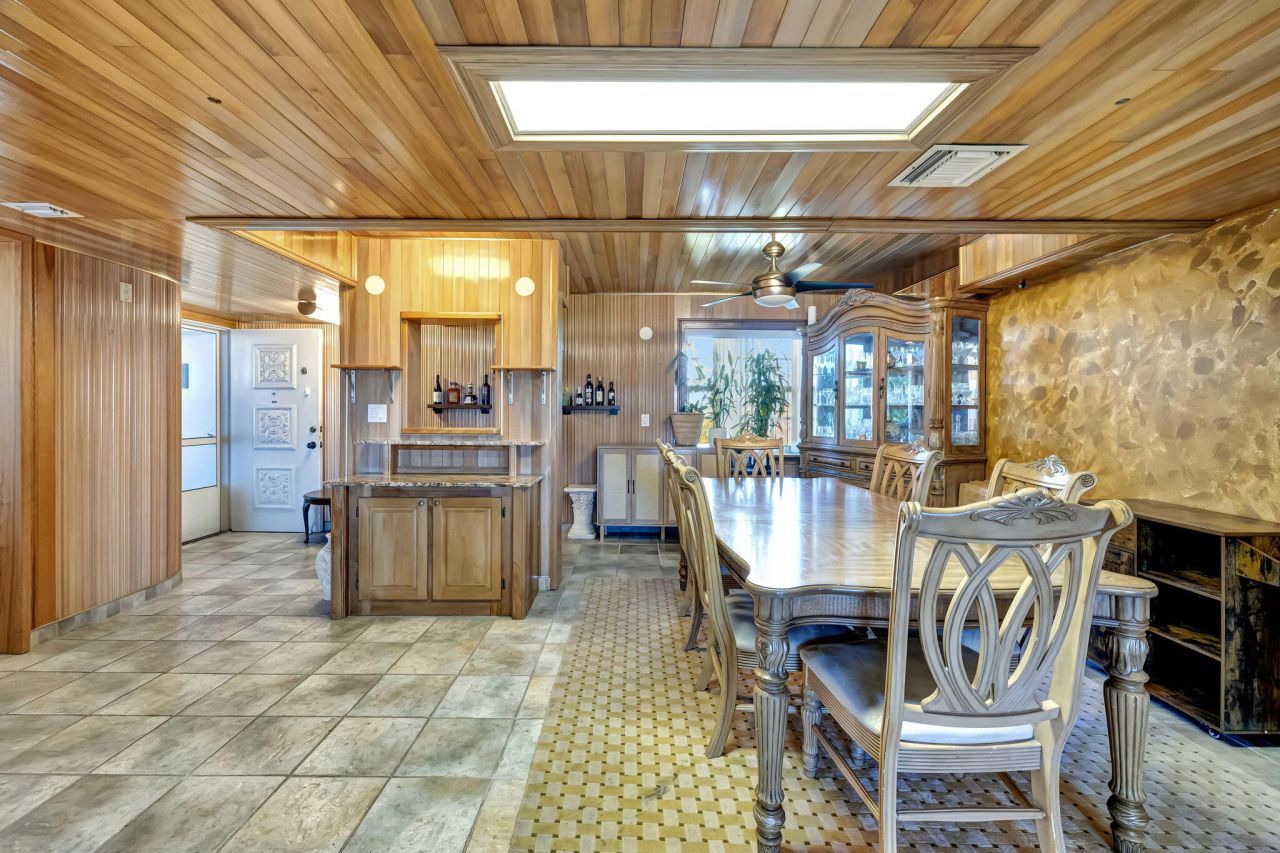 3910 Inverrary Boulevard, Unit 601-B, Lauderhill, FL 33319 Photo