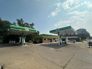 3720 W McNichols Road, Detroit, MI 48221