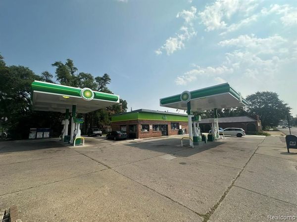 3720 W McNichols Road, Detroit, MI 48221