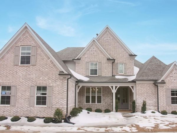 9589 GRAYS VALLEY CV, Cordova, TN 38018
