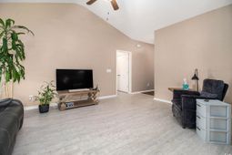 213 Cupola Dr. photo 4