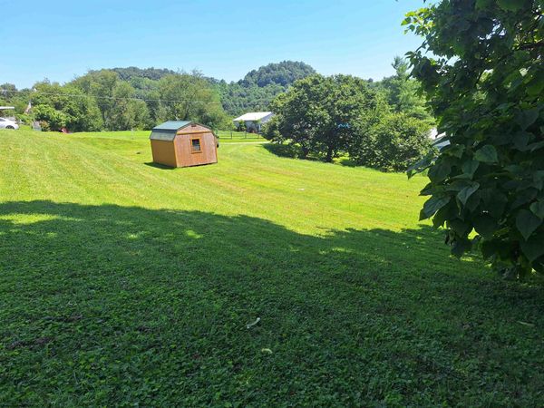 TBD Chicken Farm Road, Clarksburg, WV 26301