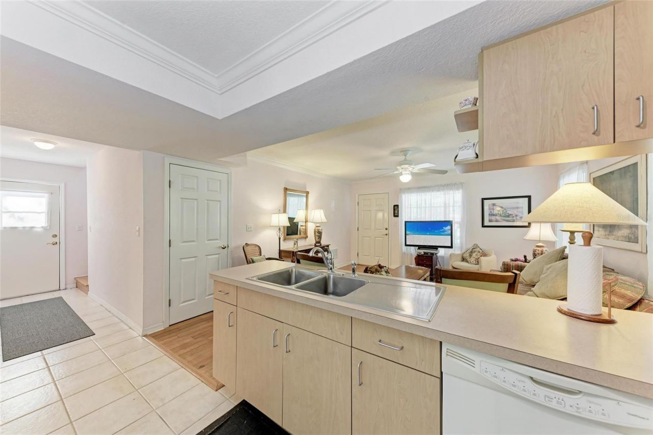 516 Howard Court, Sarasota, FL 34236 Photo