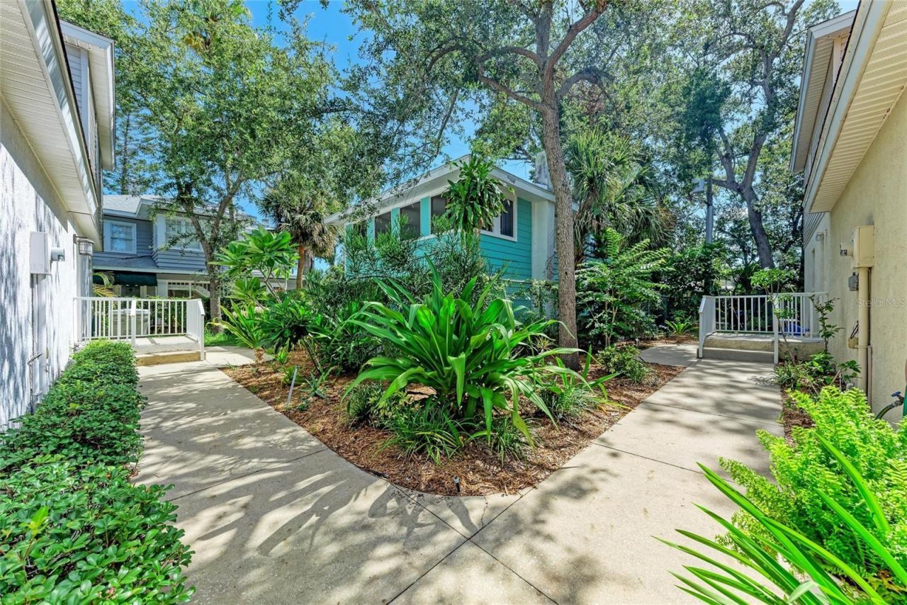 516 Howard Court, Sarasota, FL 34236 Photo