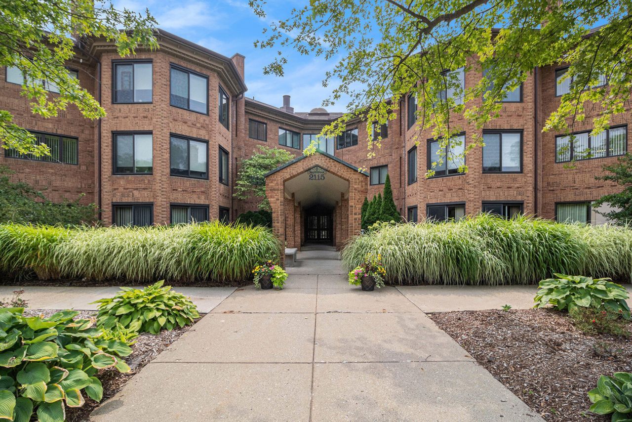 2115 Nature Cove Court, Unit 206, Ann Arbor, MI 48104 Main Photo
