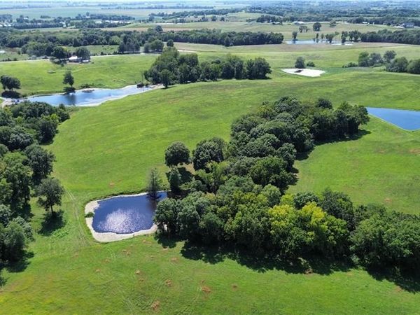 0000 Meadow Lane Road, Richmond, MO 64085