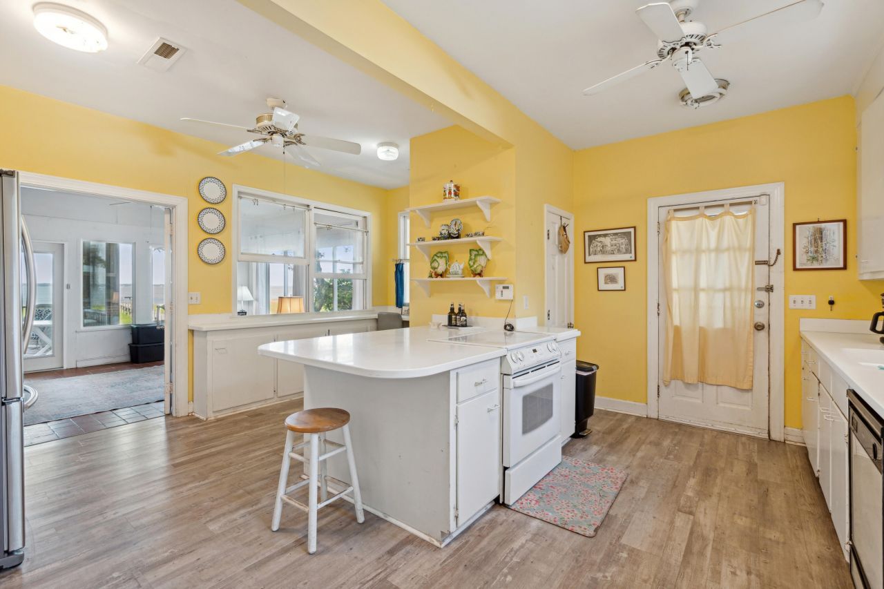 3 Pierates Cruz Photo 9