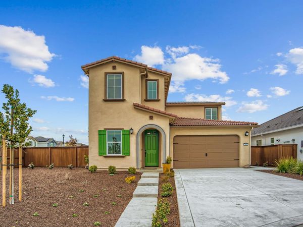 2001 Baker Pl, Woodland, CA 95776