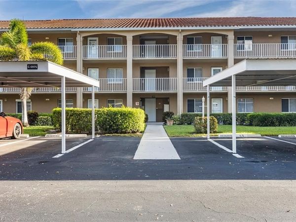 5975 Bloomfield CIR, Unit C302, NAPLES, FL 34112