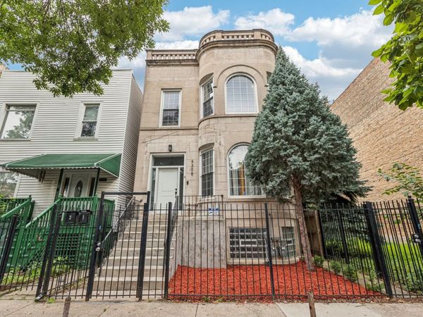 4308 W Adams Street, Chicago, IL 60624