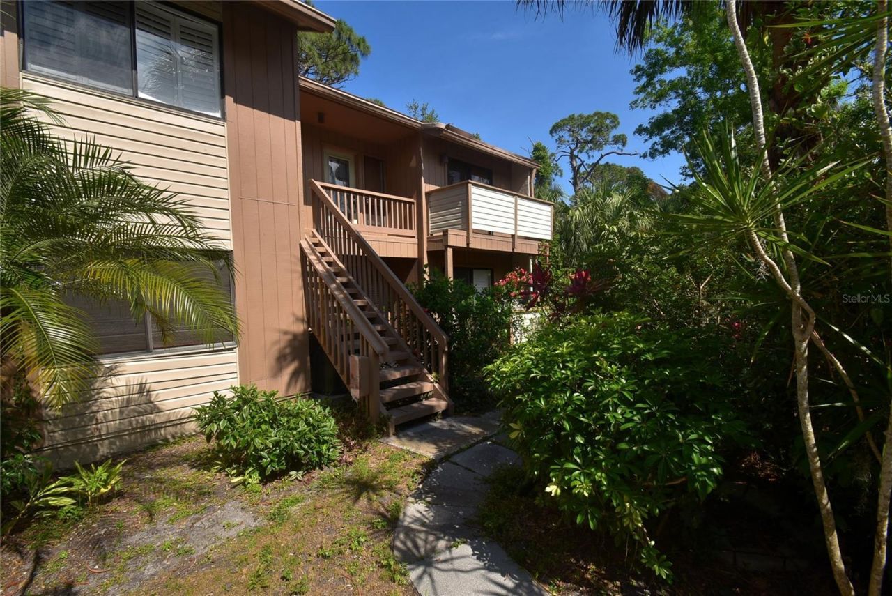 1627 Brookhouse Drive, Unit BR264, Sarasota, FL 34231 Main Photo