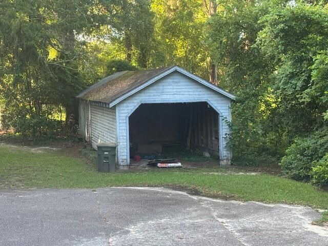 1840 Carolina Avenue Photo 13