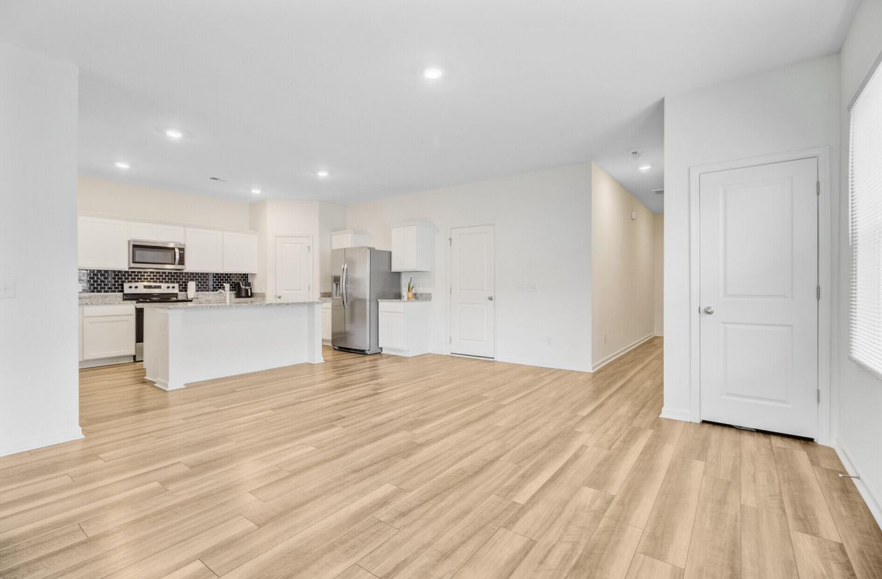 490 Pender Woods Drive Photo 10