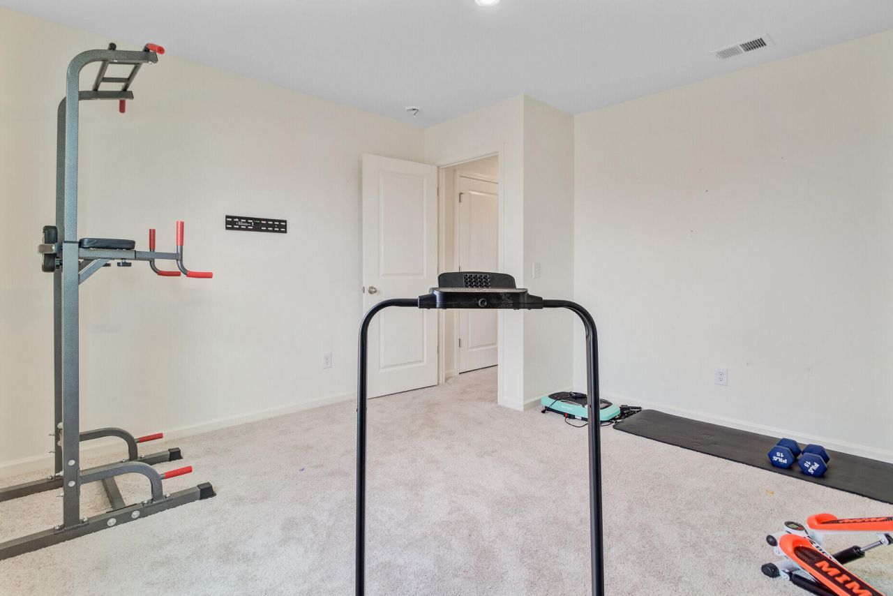 490 Pender Woods Drive Photo 36