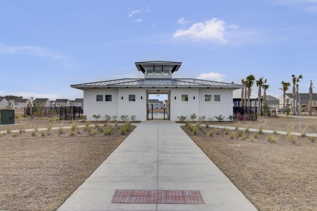 490 Pender Woods Drive Photo 65