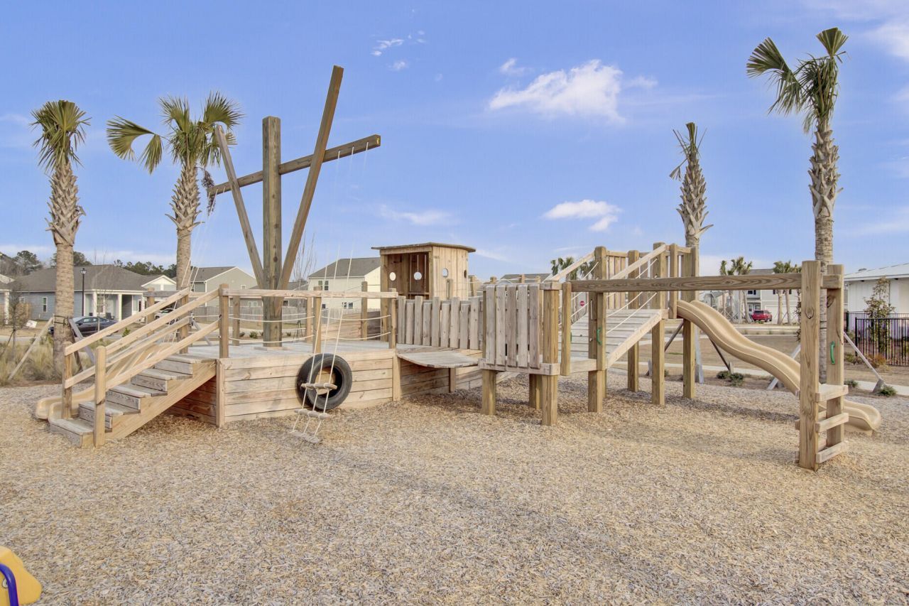 490 Pender Woods Drive Photo 70