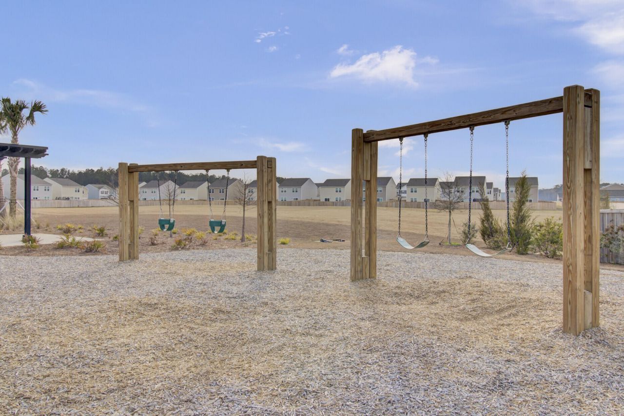 490 Pender Woods Drive Photo 71