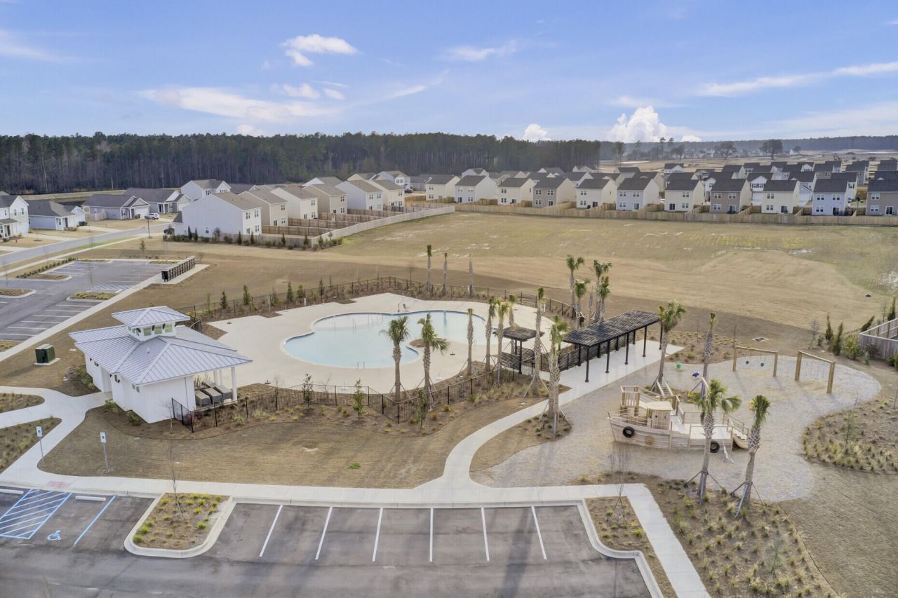 490 Pender Woods Drive Photo 79