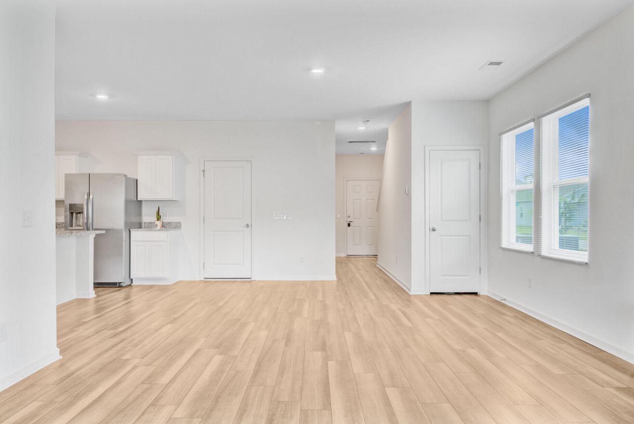 490 Pender Woods Drive Photo 9