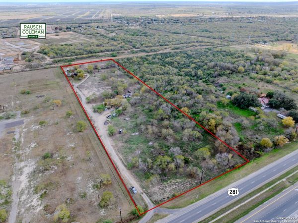 14988 S US Highway 281, San Antonio, TX 78221