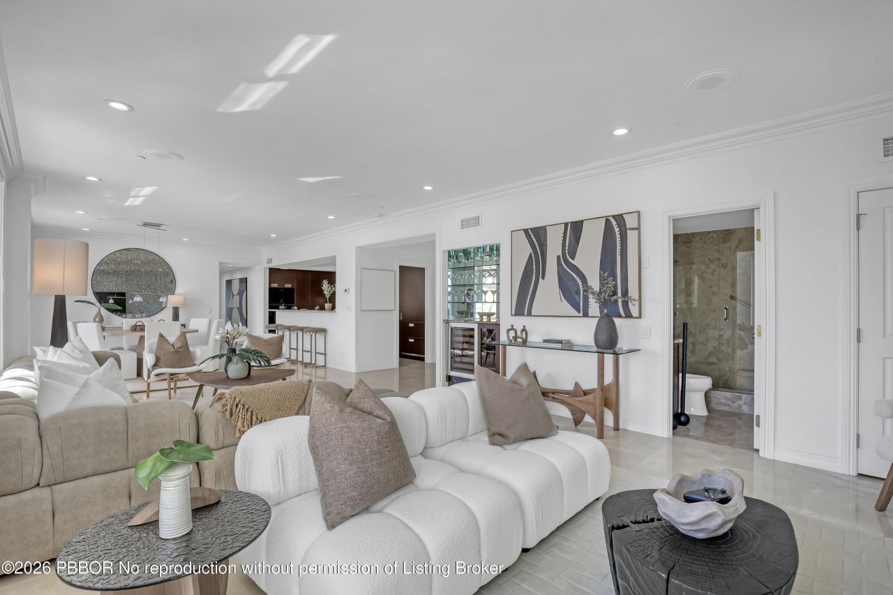 150 Bradley Place, Unit 605, Palm Beach, FL 33480 Photo