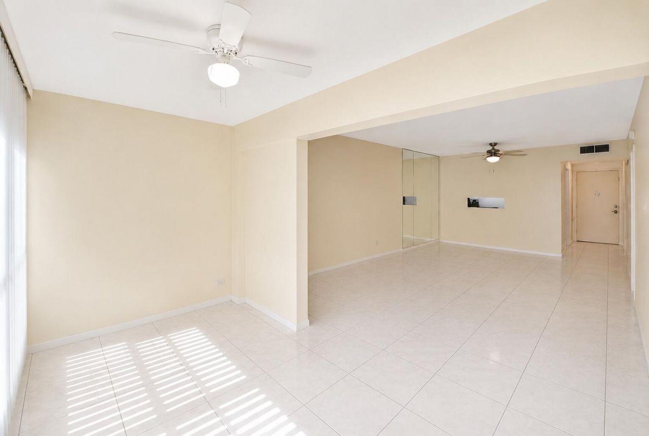 3090 NW 46th Avenue, Unit 105c, Lauderdale Lakes, FL 33313 Photo