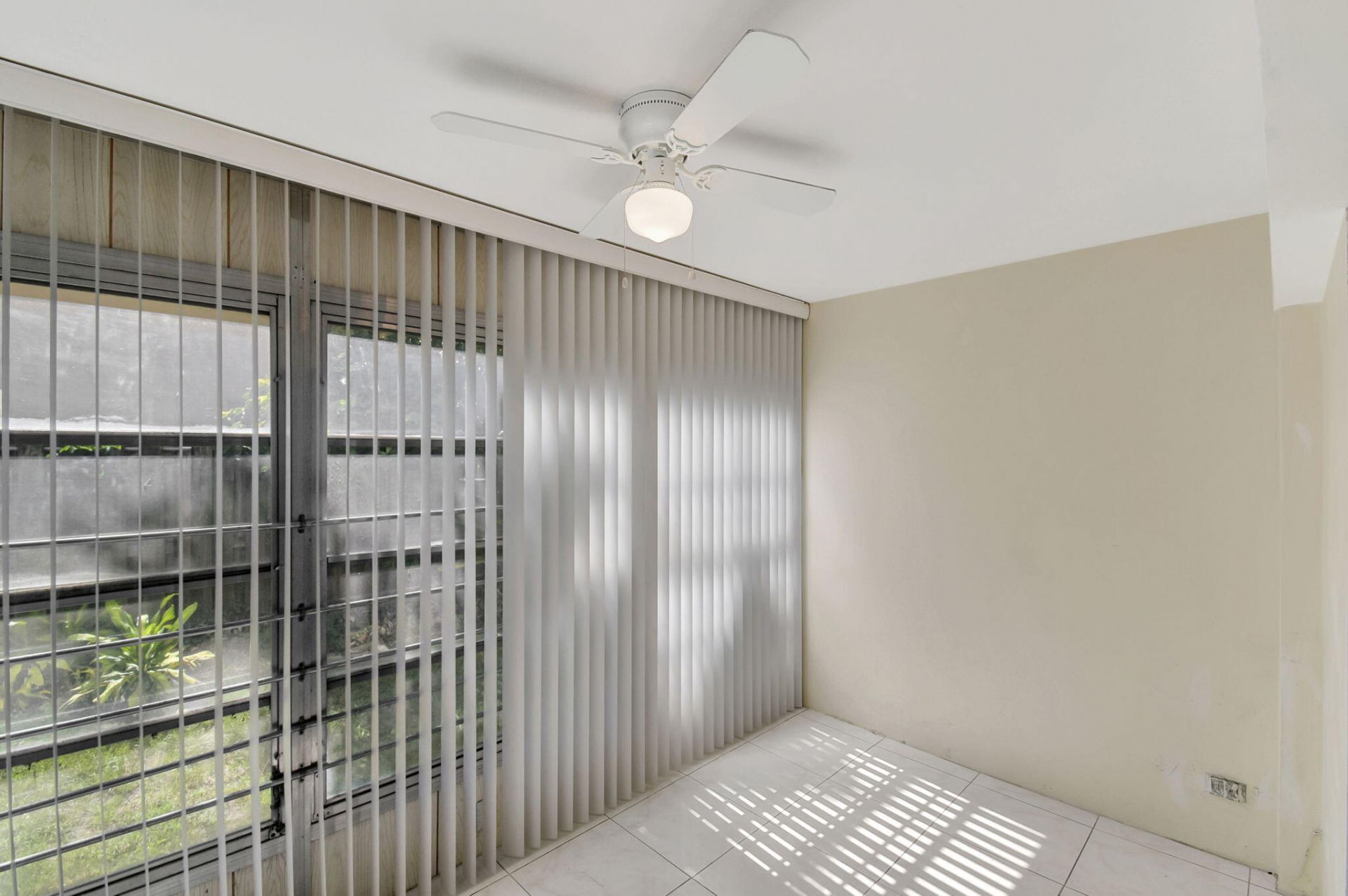 3090 NW 46th Avenue, Unit 105c, Lauderdale Lakes, FL 33313 Photo