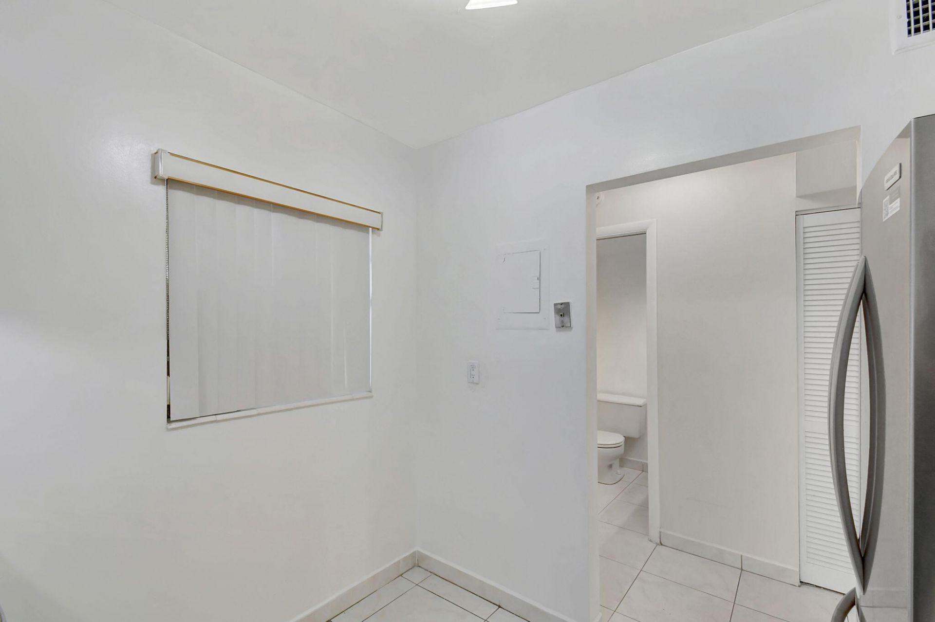 3090 NW 46th Avenue, Unit 105c, Lauderdale Lakes, FL 33313 Photo