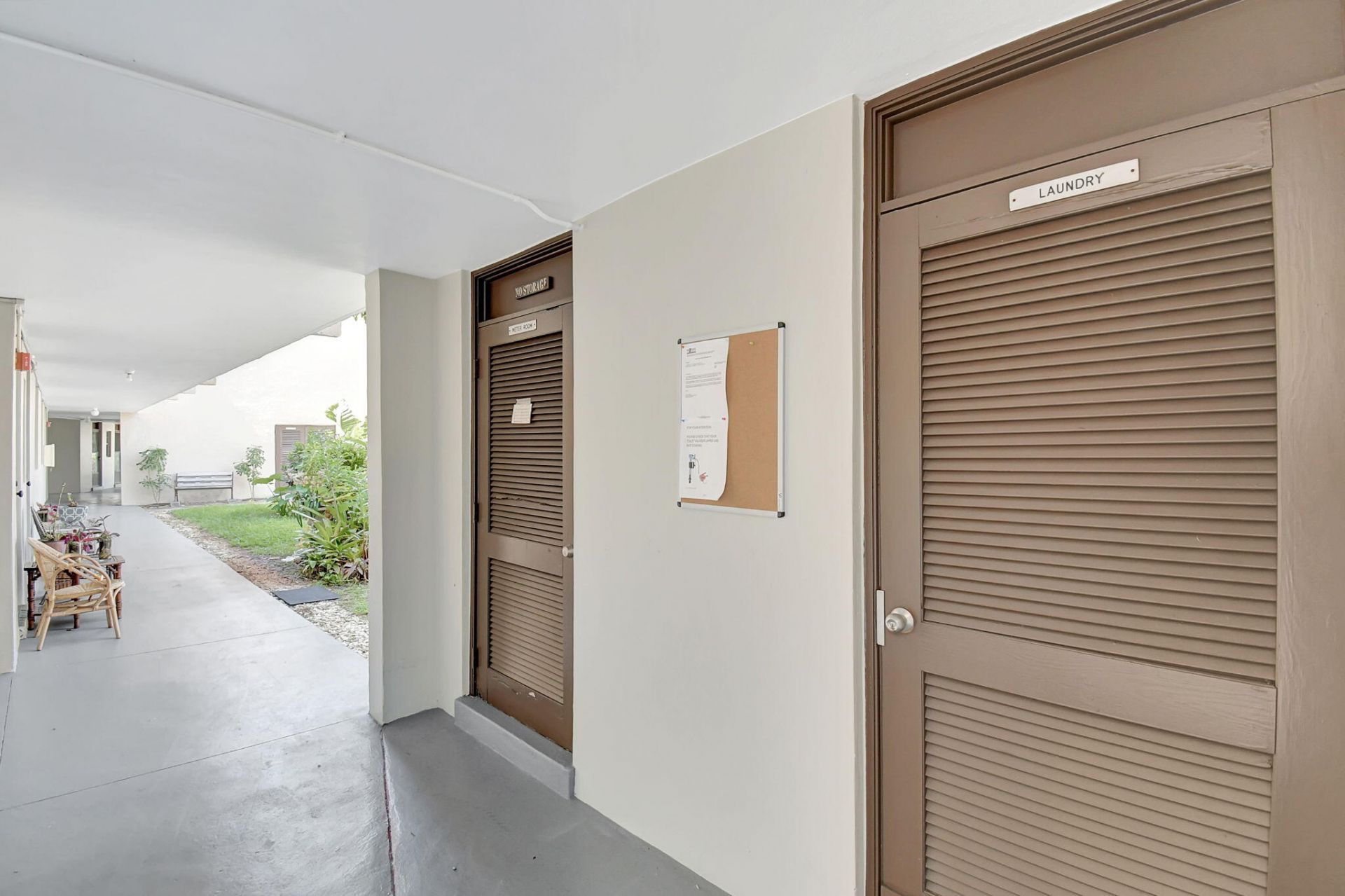 3090 NW 46th Avenue, Unit 105c, Lauderdale Lakes, FL 33313 Photo