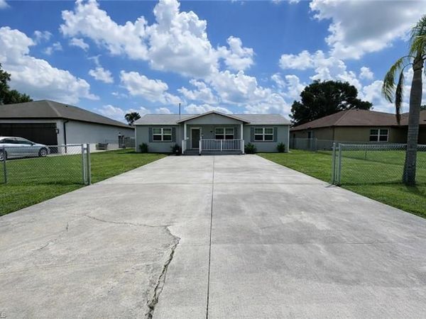 2305 Towles ST, FORT MYERS, FL 33916