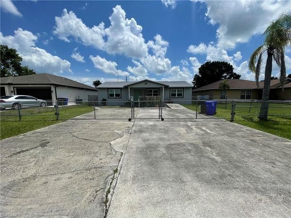 2305 Towles ST, FORT MYERS, FL 33916