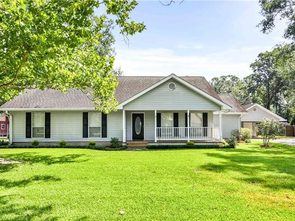 41198 ROLLING HILL Drive, Hammond, LA 70403