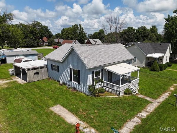 401 E Washington Street, Vandalia, MO 63382