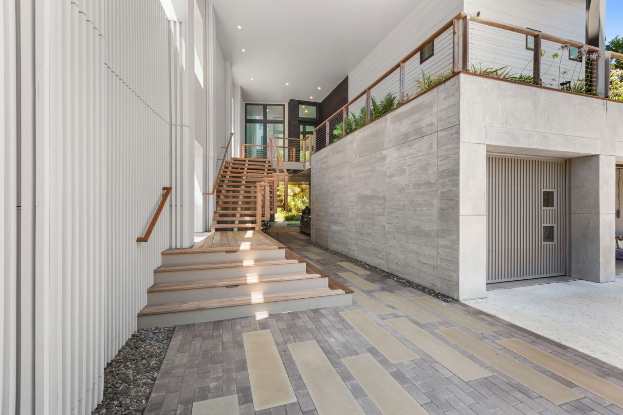 3650 Cobia Court Photo 7