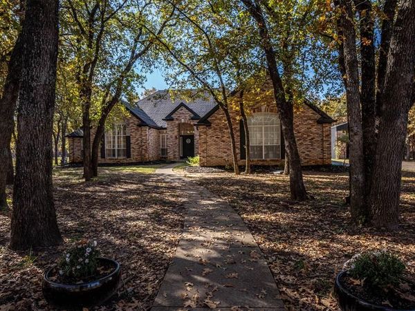 230 River Oaks Drive, Combine, TX 75159