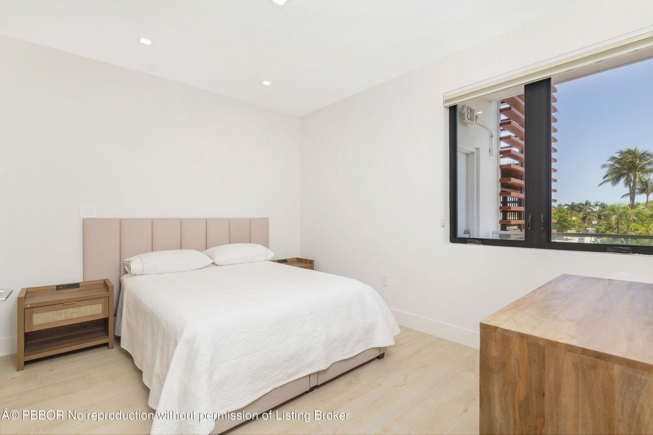 150 Inlet Way, Unit 1 E, Palm Beach Shores, FL 33404 Photo